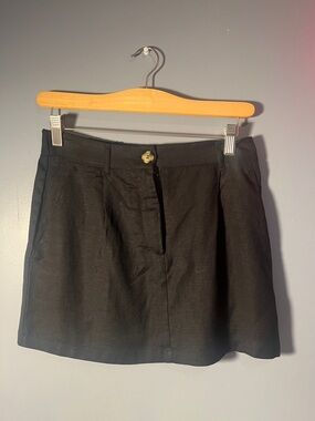 Francesca's Black Mini Skirt with Front Closure